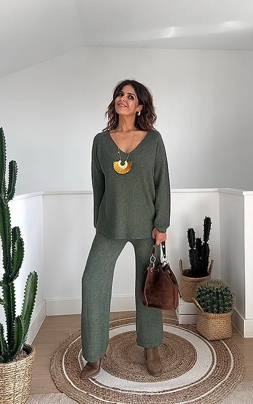 Colgante media luna con flecos